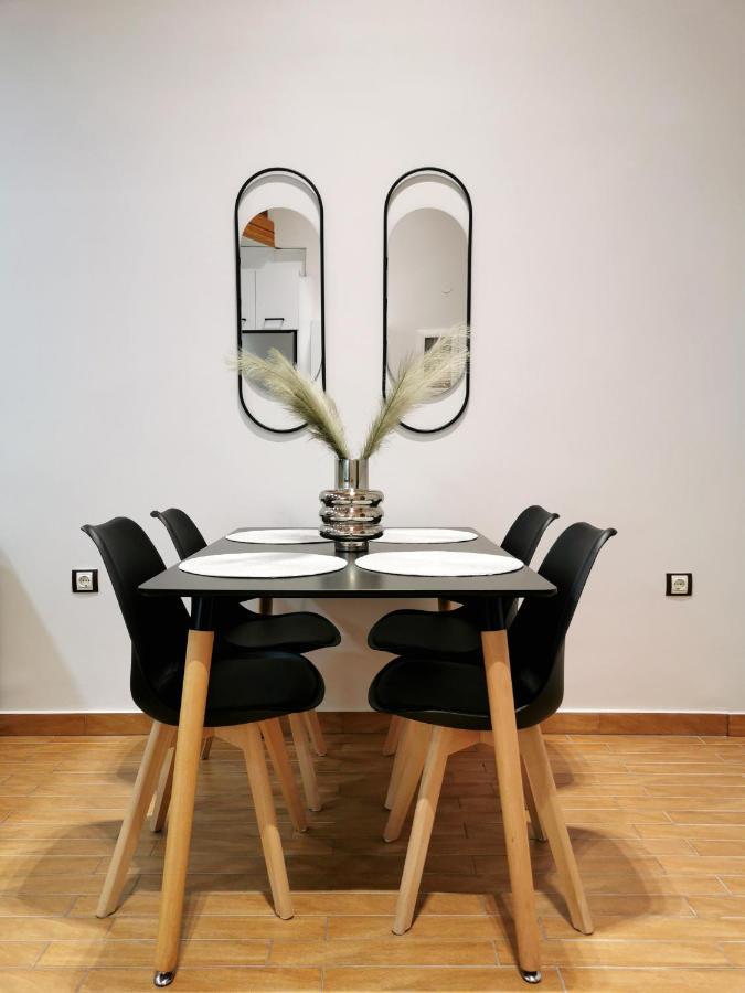 Pg Luxury Apartment Kavála ภายนอก รูปภาพ