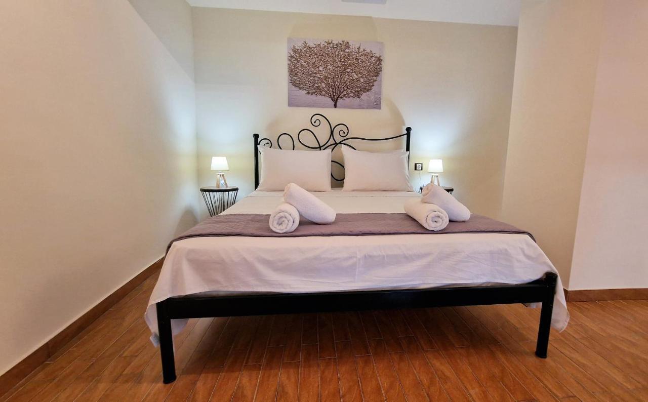 Pg Luxury Apartment Kavála ภายนอก รูปภาพ