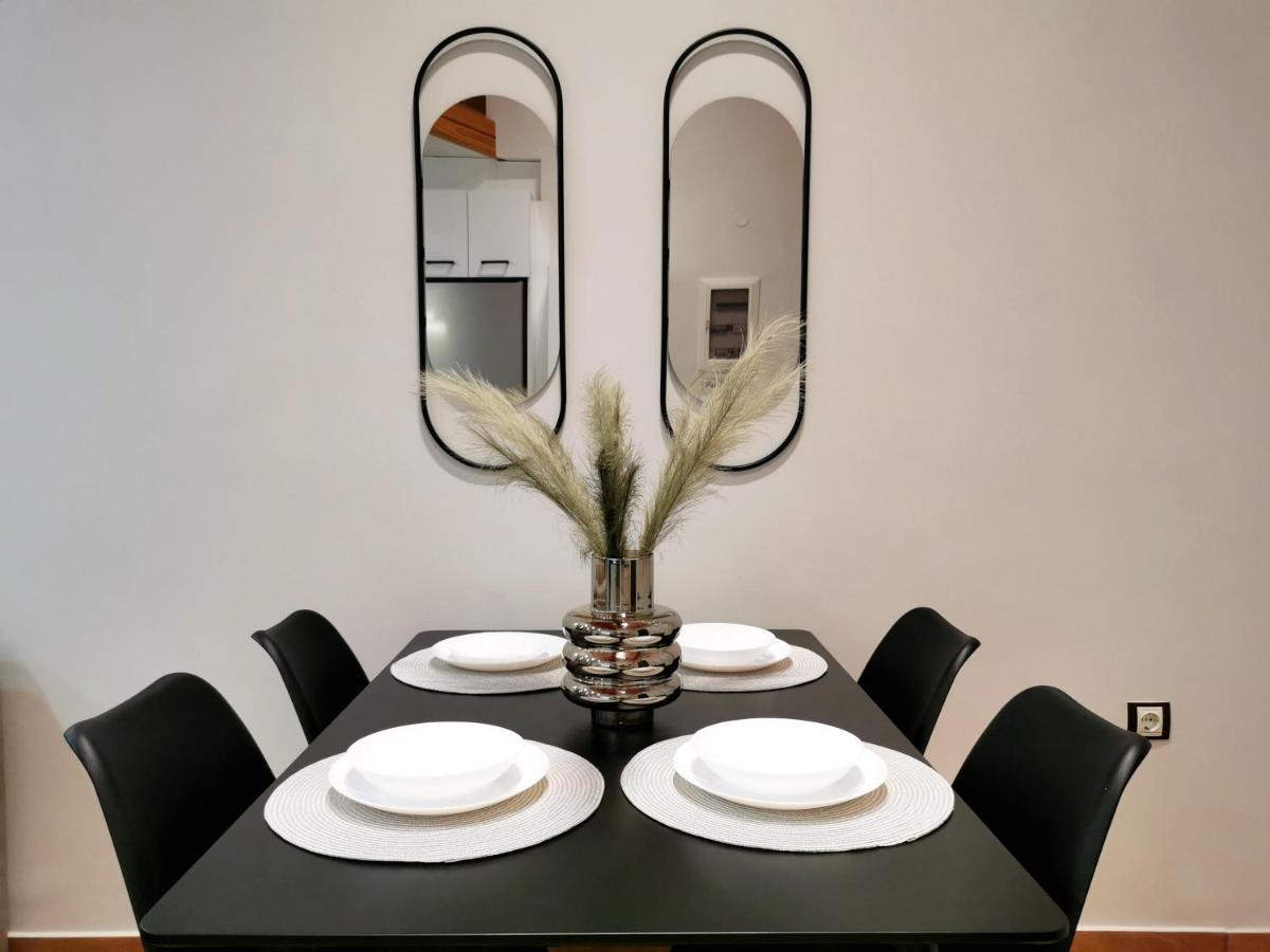 Pg Luxury Apartment Kavála ภายนอก รูปภาพ